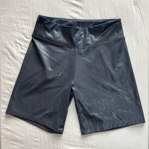 Victoria Sport metallic‎ biker shorts Size Small